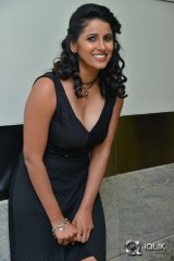 Shraavya Reddy at Rogue Movie Trailer Launch